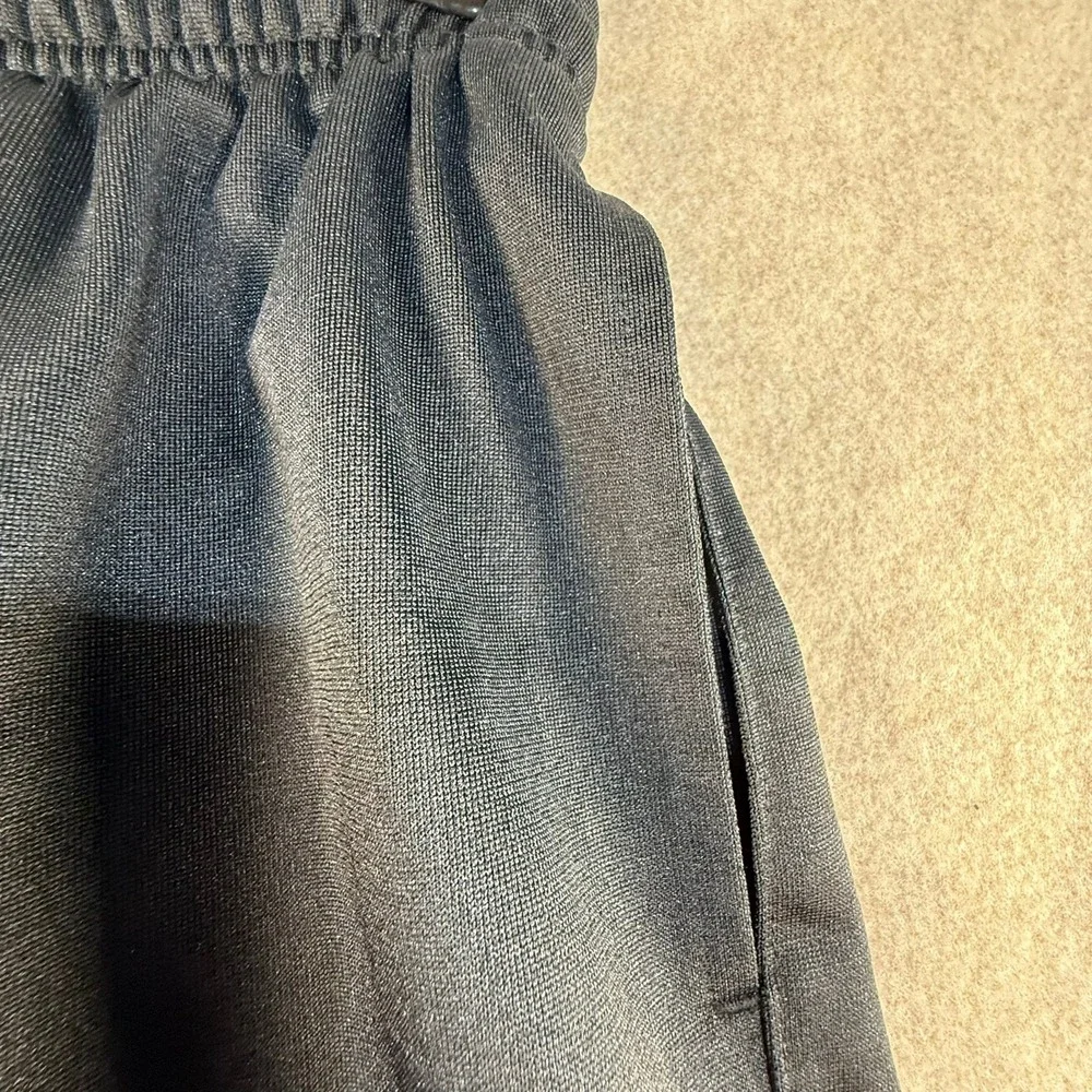 Vintage Nike Shorts Mens XS Black Athletic Gym Basketball Made in USA Orange Tag